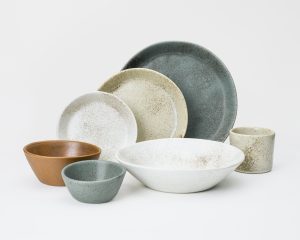 Seven Piece Classic Coupe Dinnerware Setting