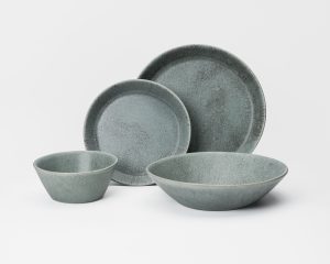 Four Piece Classic Coupe Dinnerware Setting