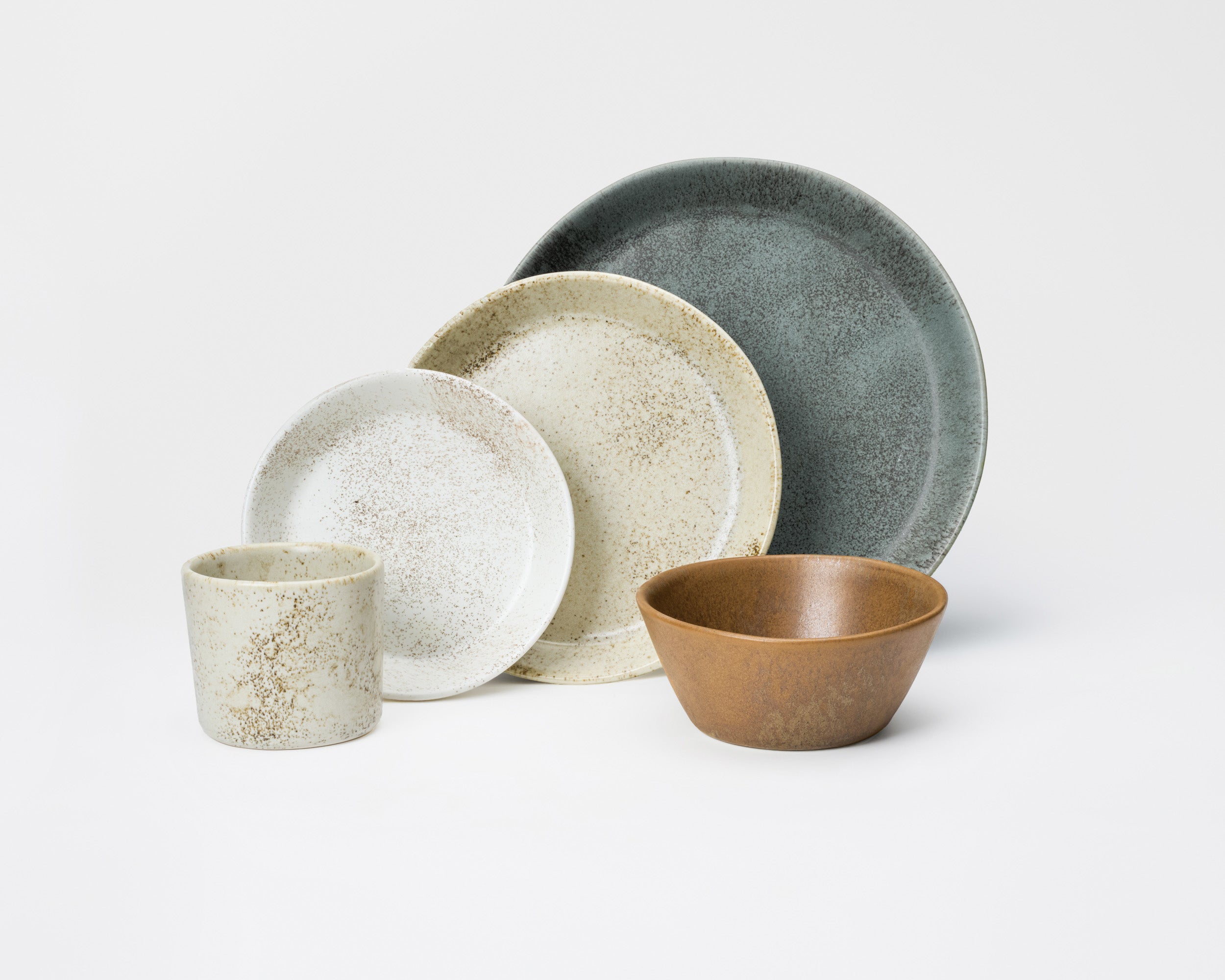 Five Piece Classic Coupe Dinnerware Setting