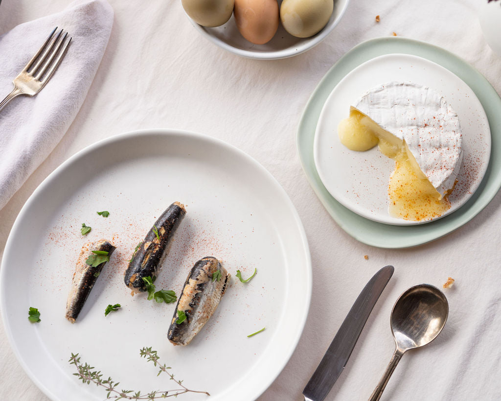 Four Piece Classic Coupe Dinnerware Setting
