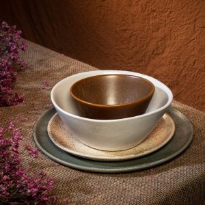 Four Piece Curved Coupe Dinnerware Setting