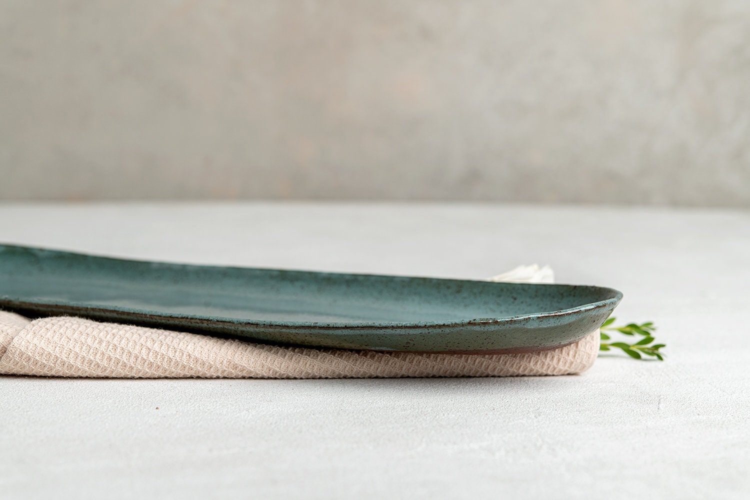 Off-White Stoneware Oval Serving Platter, 15 Inch - Image 6