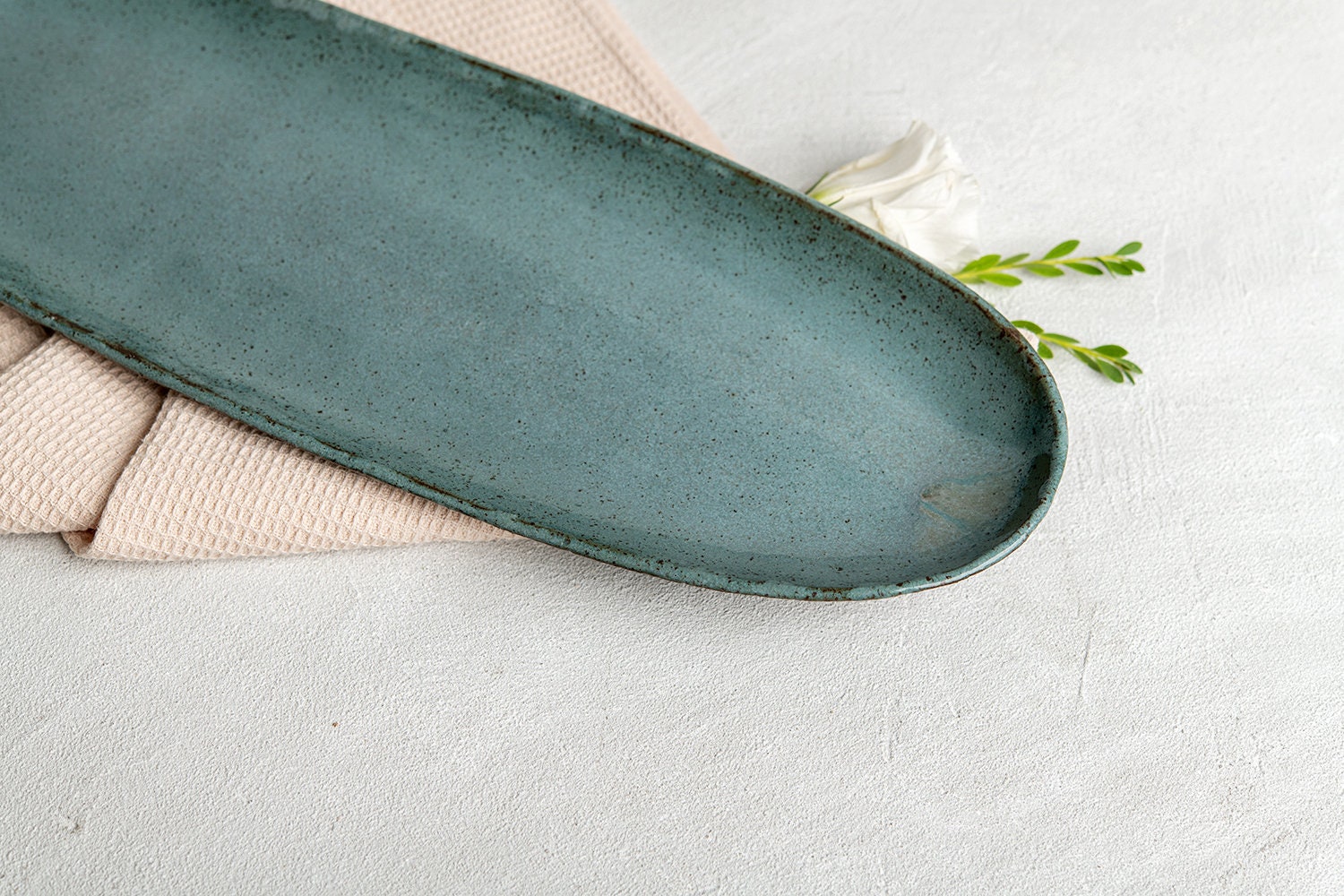 Off-White Stoneware Oval Serving Platter, 15 Inch - Image 10