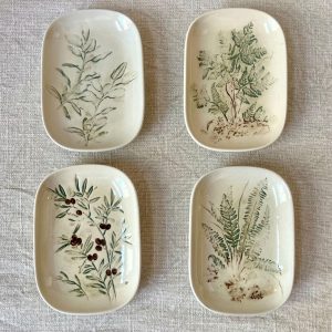 Floral Debossed Stoneware Dish, 6 x 4 Inch