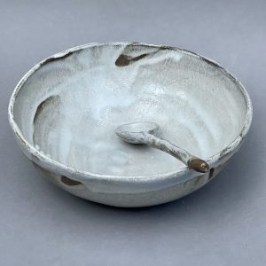 Large White Ceramic Serving and Fruit Bowl