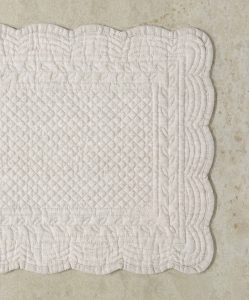 Embroidered Linen Dining Placemat Set in Natural